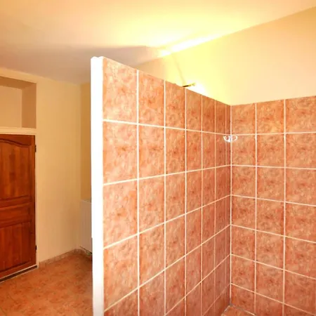 Maison Piscine Proche بيت للعطل